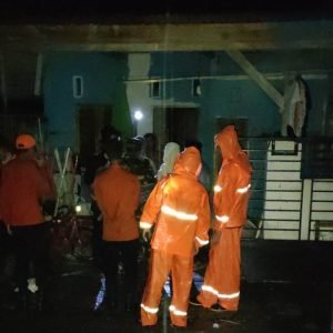 Atap Rumah Warga Rusak Akibat Hujan Deras dan Angin Kencang, BPBD Gerak Cepat Beri Bantuan