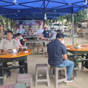 Polsek Sukamaju Gelar Jum’at Curhat Bersama Warga, Kapolsek: Meningkatnya Isu Kasus Penculikan Anak, Tanggung Jawab Kita Adalah “Mengantisipasi”