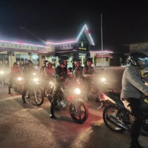 Kolaborasi Wujudkan Sitkamtibmas, Personil Polres Luwu Utara dan Koramil Gelar Patroli Bersama