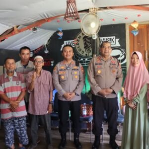 Kapolres Luwu Utara Bersama PJU Gelar Jumat Curhat dan Silaturahmi Dengan Warga