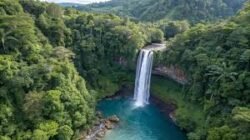 Rekomendasi Destinasi Wisata Air Terjun Paling Eksotis Di Seluruh Wilayah Indonesia Timur