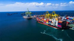 Bagaimana Kebijakan Transportasi Logistik Mempengaruhi Stabilitas Politik di Wilayah Kepulauan Indonesia